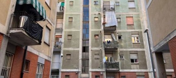 2-salle Appartement à Pioltello, Italy No. 227348 9