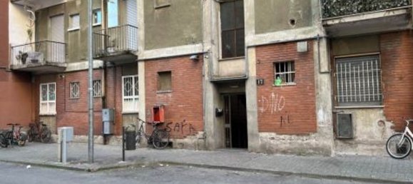 2-salle Appartement à Pioltello, Italy No. 227348 6