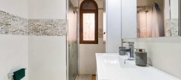 4 bedrooms Villa in Alicante, Spain No. 129160 12