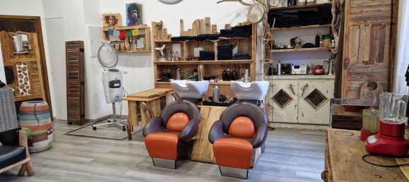 2 rooms Commercial property in Milan, Italy No. 240934 16