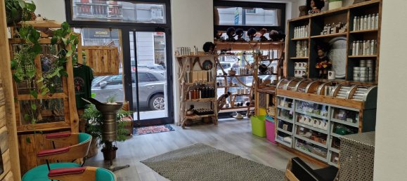 2 rooms Commercial property in Milan, Italy No. 240934 6