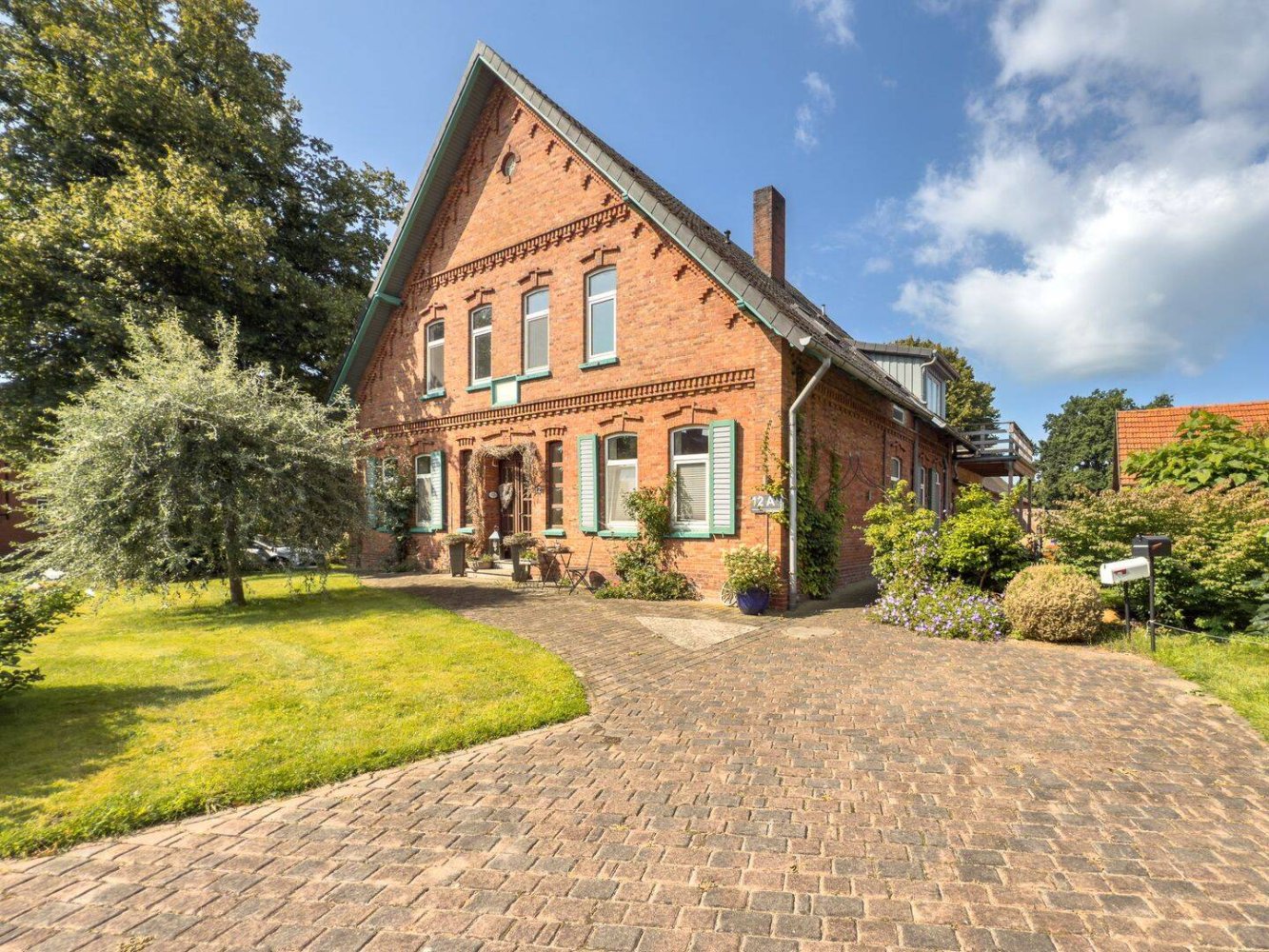 Casa de 16 habitaciónes en Cuxhaven, Germany No. 287899