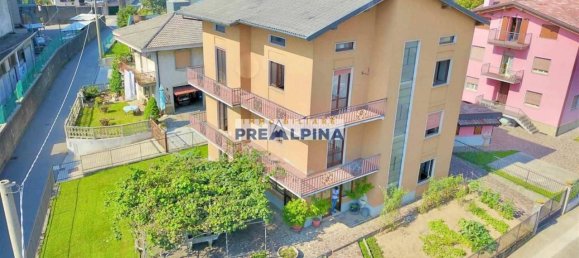12 rooms Villa in Casnigo, Italy No. 104059 6