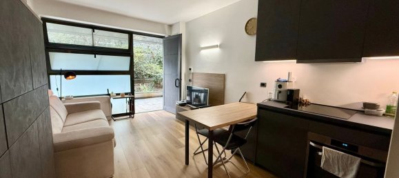 2 bedrooms Apartment in Milan, Italy No. 364965 9