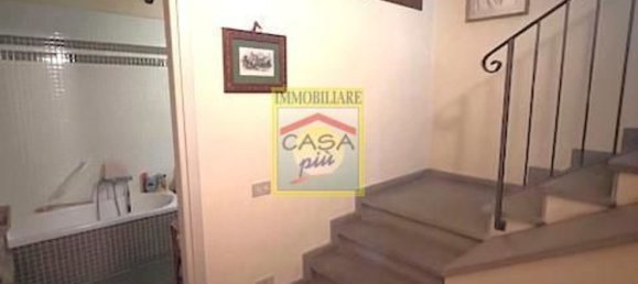 8 rooms House in Cascina, Italy No. 47966 17