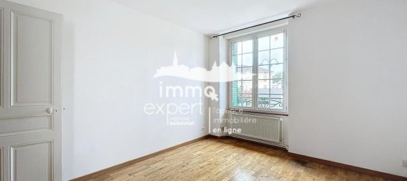 2 chambres Appartement à Mirecourt, France No. 156413 3