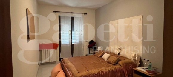 Villa de 4 dormitorios en Mercogliano, Italy No. 159228 3