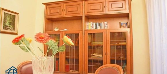 4 rooms Apartment in Sesto San Giovanni, Italy No. 271633 4