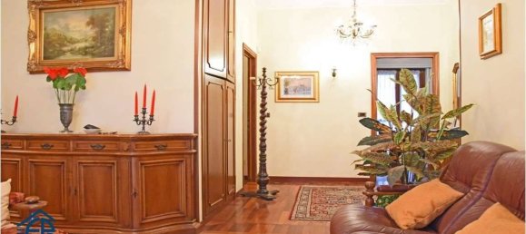 4 rooms Apartment in Sesto San Giovanni, Italy No. 271633 7