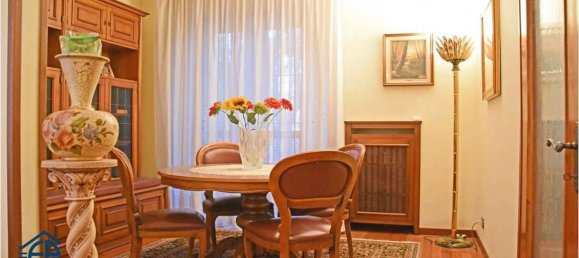 4 rooms Apartment in Sesto San Giovanni, Italy No. 271633 6