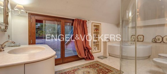 Villa de 4 dormitorios en Dolzago, Italy No. 126298 47