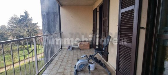 3 bedrooms House in Vergiate, Italy No. 163433 30