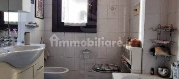 3 bedrooms House in Vergiate, Italy No. 163433 35