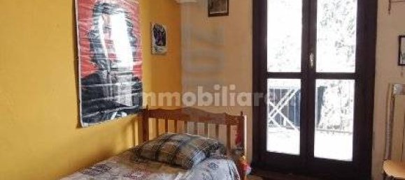 3 bedrooms House in Vergiate, Italy No. 163433 25