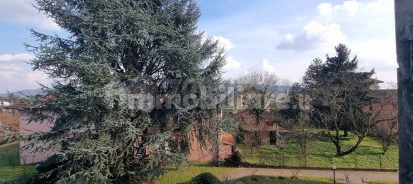 3 bedrooms House in Vergiate, Italy No. 163433 32