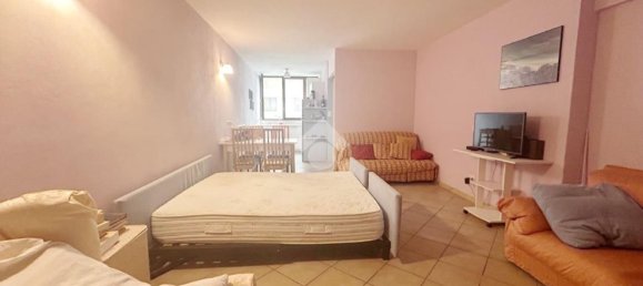 Studio in Carrara, Italy No. 273064 5