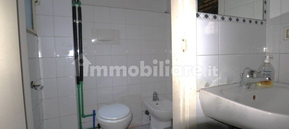 2 rooms Commercial property in Bologna, Italy No. 194839 14