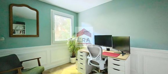 3 bedrooms Apartment in Puteaux, France No. 162648 9