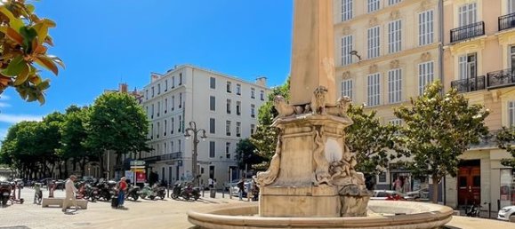 Gewerbliche Immobilie in Marseille, France 255m², Nr. 311083 2