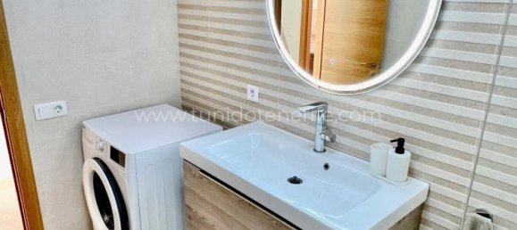 3 bedrooms Townhouse in Arona, Spain No. 44199 3