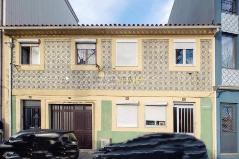 3 غرف نوم منزل في Porto, Portugal رقم 14754