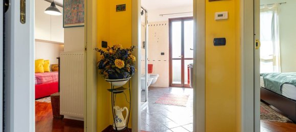 4 rooms Apartment in Ivrea, Italy No. 1811 14