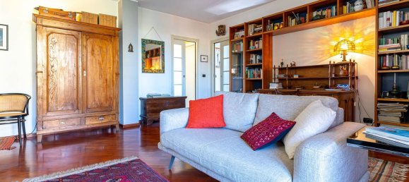 4 rooms Apartment in Ivrea, Italy No. 1811 6