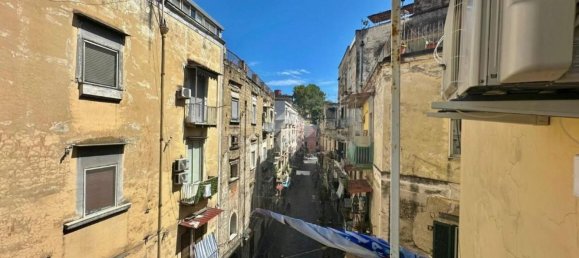 6 bedrooms Apartment in Naples, Italy No. 326314 3