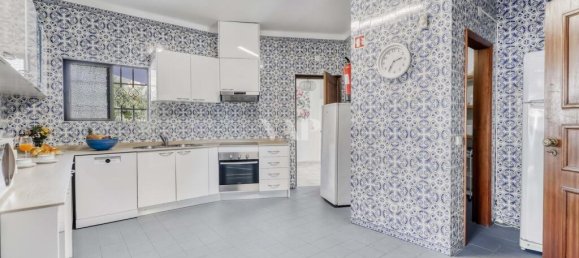 5 bedrooms Villa in Quarteira, Portugal No. 134116 11