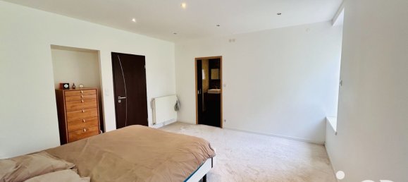 6 bedrooms Office in Giraumont, France No. 246009 17