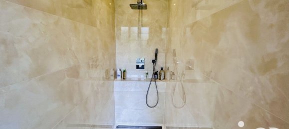 6 bedrooms Office in Giraumont, France No. 246009 5