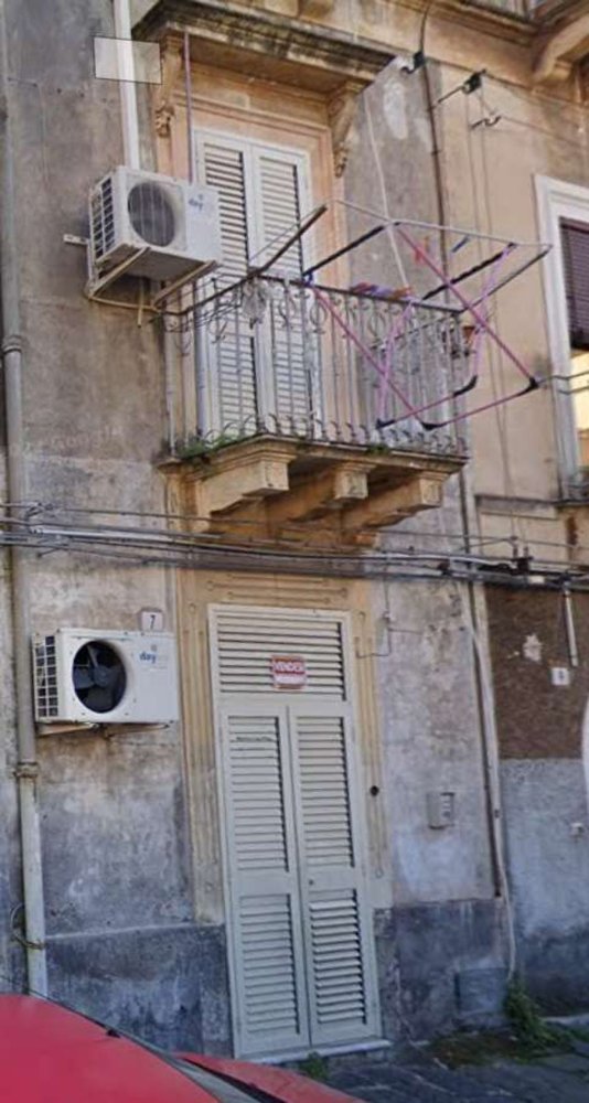 4-salle Appartement à Catania, Italy No. 52019