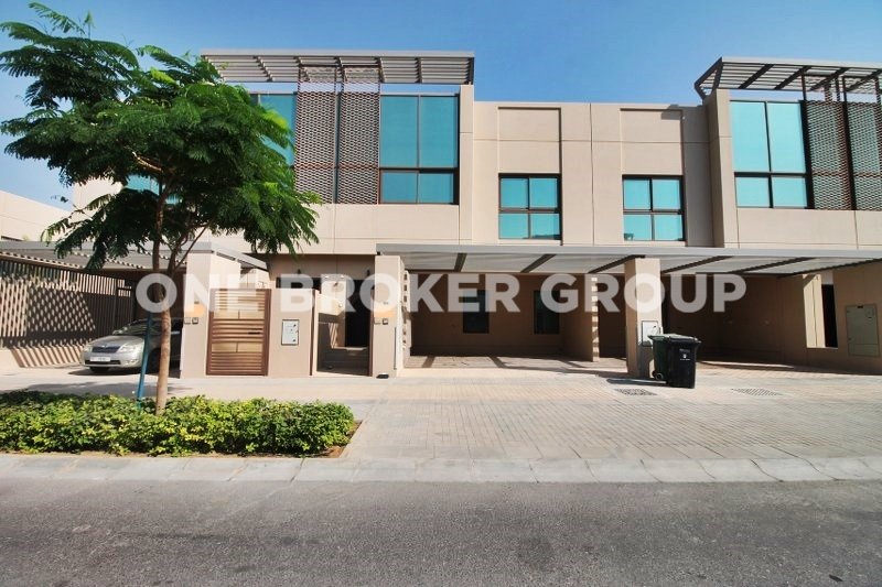 4 bedrooms Townhouse in Meydan, UAE No. 816