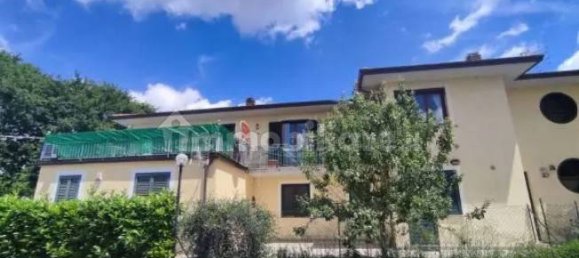 4 bedrooms Apartment in Fossato di Vico, Italy No. 282054 16