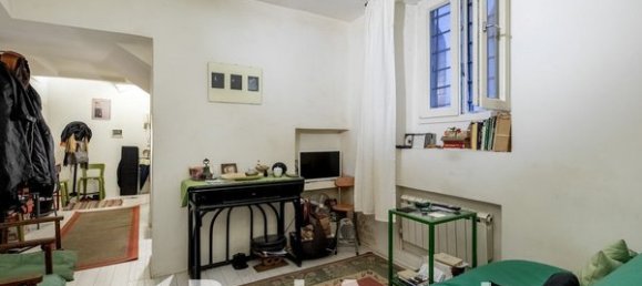 Studio in Rome, Italy No. 205790 21
