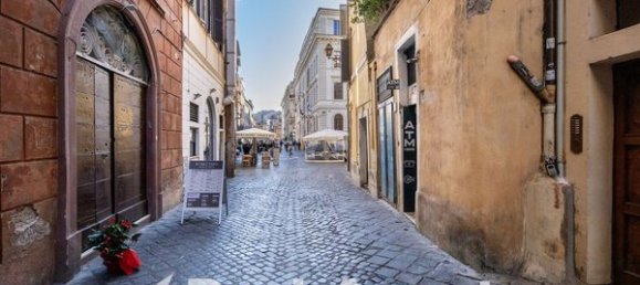 Studio in Rome, Italy No. 205790 2