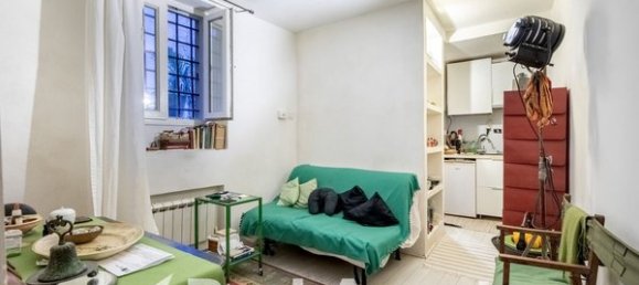 Studio in Rome, Italy No. 205790 4