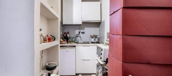 Studio in Rome, Italy No. 205790 6