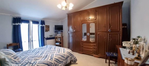 6 rooms Apartment in Stimigliano, Italy No. 24972 15