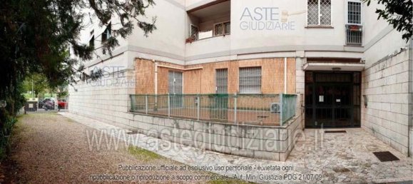 3 bedrooms Apartment in Rome, Italy No. 377775 14