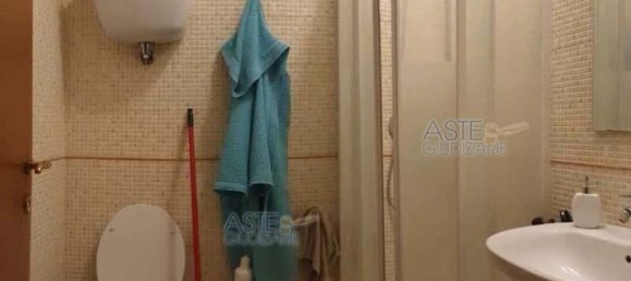 3 bedrooms Apartment in Rome, Italy No. 377775 5