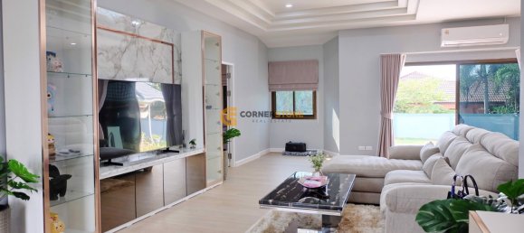 Maison à Bang Sare, Thailand 304m² No. 26686 4