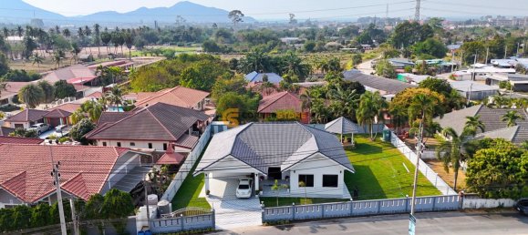 Maison à Bang Sare, Thailand 304m² No. 26686 24