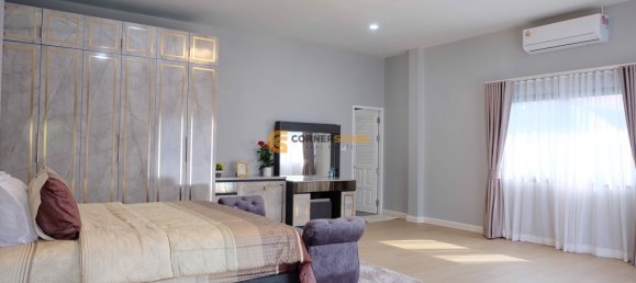 Maison à Bang Sare, Thailand 304m² No. 26686 12