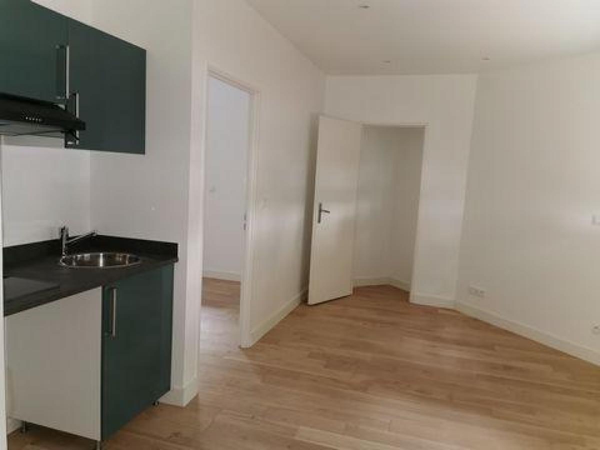 Estudio en el condominio en Dijon, France No. 3735