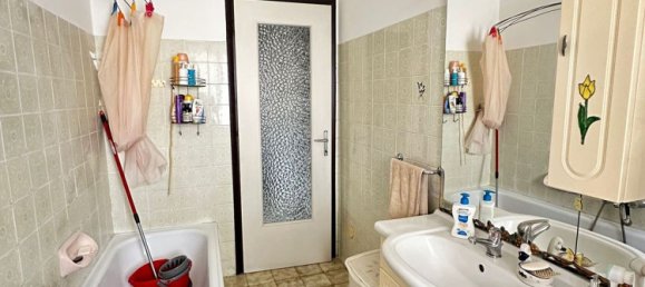 3 Schlafzimmer Wohnung in Cameri, Italy, Nr. 319565 17