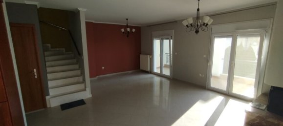 4 Schlafzimmer Property in Epanomi, Greece, Nr. 2604 7
