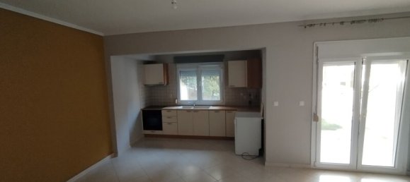 4 Schlafzimmer Property in Epanomi, Greece, Nr. 2604 20