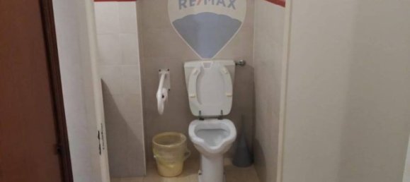 Коммерческая недвижимость с 3 спальнями в Кальтаджироне, Италия № 86150 14