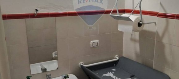 Коммерческая недвижимость с 3 спальнями в Кальтаджироне, Италия № 86150 13